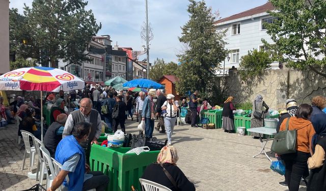 Çiftçi Üretiyor Ama Satamıyor