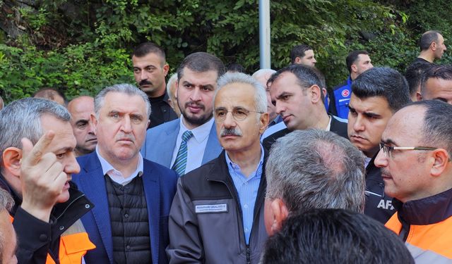 Uraloğlu ve Bak’dan Heyelan Bölgesinde İnceleme