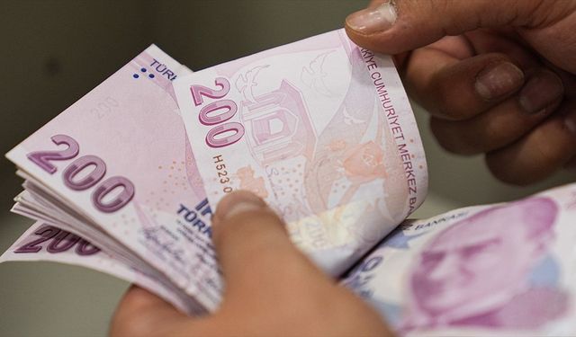 İşçi, işveren ve hükümet 'asgari ücret' gündemiyle toplanacak