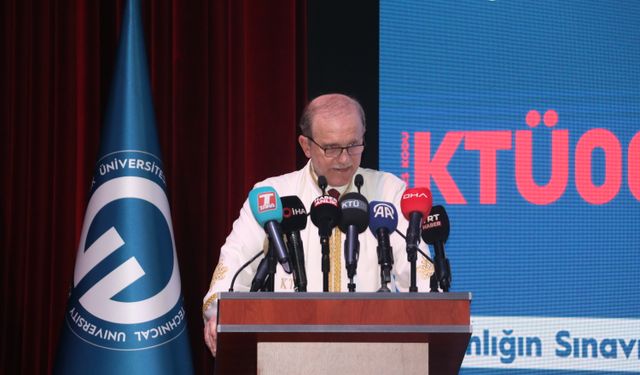 YÖK Başkanı Özvar, KTÜ'nün akademik yıl açılışında konuştu: