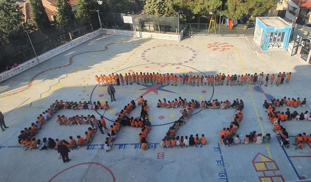 Öğrencilerden Gazze’ye destek: "Filistin" için tek yürek oldular