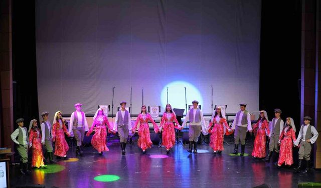 Türkiye’nin ilk belediye konservatuvarı yeni sezona coşkuyla başladı