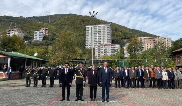 29 Ekim Kutlamaları Başladı