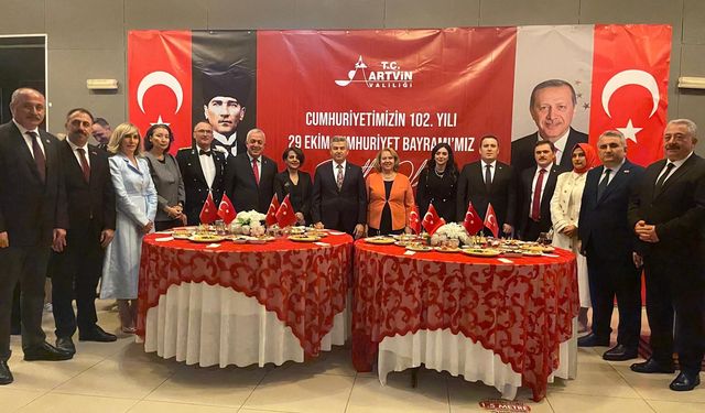 Cumhuriyet Bayramı Resepsiyonu Düzenlendi