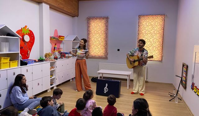 Çocuklar “Utangaç Mı” Oyunu ile Eğlendi