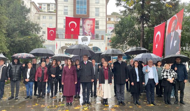 CHP Hopa’dan 29 Ekim’de Atatürk Anıtı’na Çelenk