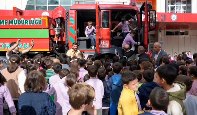 “Yeşil Vatan – Benim Okulum Geleceğe Çare” Etkinlikleri Artvin’de Sürdürülüyor