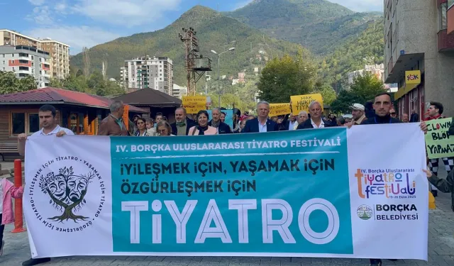 Borçka da Sanat Rüzgarı Esti