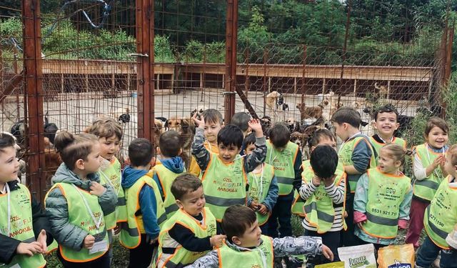 Minik Öğrencilerden Anlamlı Ziyaret