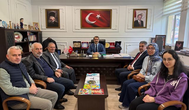 Umre Ödüllü Yarışmanın Kazanan Öğrencileri Uğurlandı