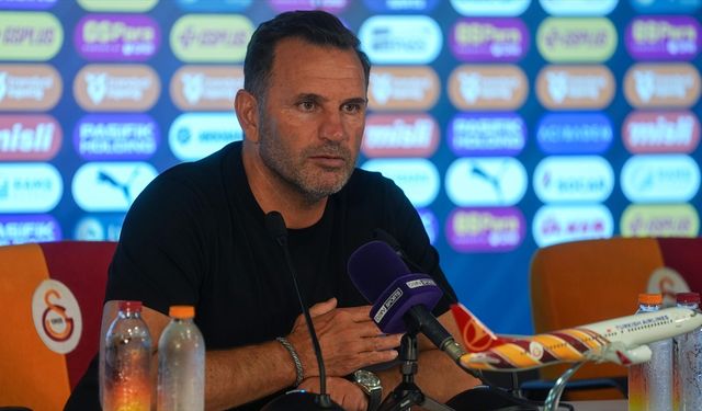 Galatasaray Teknik Direktörü Buruk: Avrupa'da yeniden bir kupa kazanmayı hayal etmemiz gerekiyor