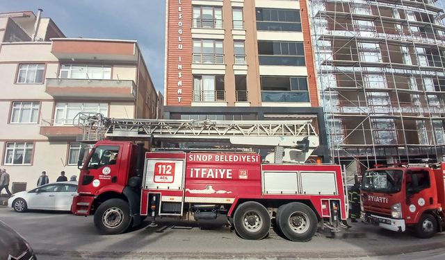Sinop'ta apartman dairesinde çıkan yangın söndürüldü