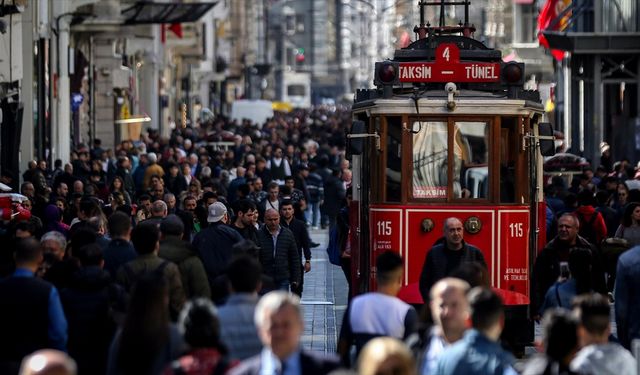 Türkiye'nin nüfusu 1 Ekim itibarıyla 85 milyon 980 bini geçti