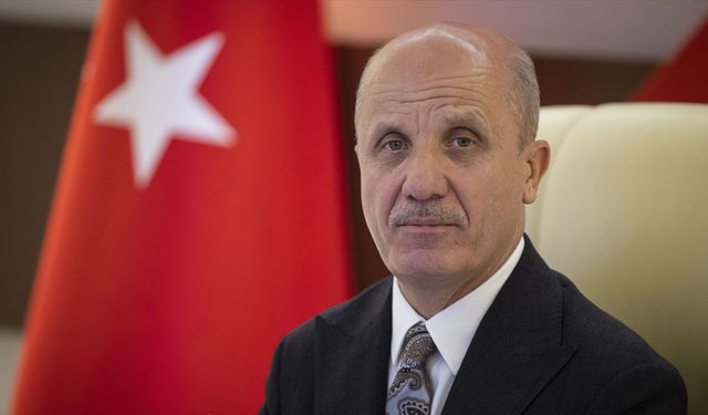 Üniversitenin 3 yılda bitirilebilmesine ilişkin uygulama gelecek yıl hayata geçirilecek