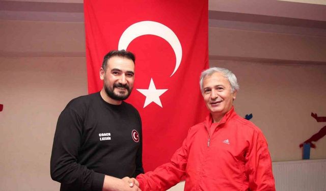 Çeyrek asırlık vefa