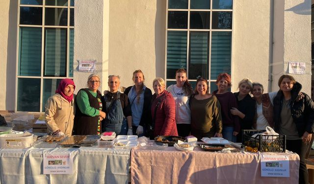 Hopa’da Sokak Canları İçin Kermes