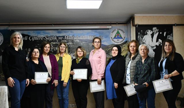 Üreten Eller Projesinde Belge Töreni