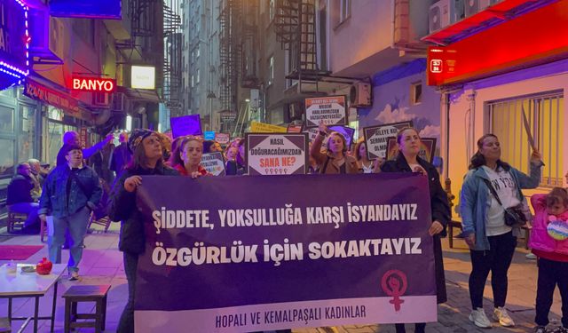 Kadınlar Hakları İçin Yürüdü