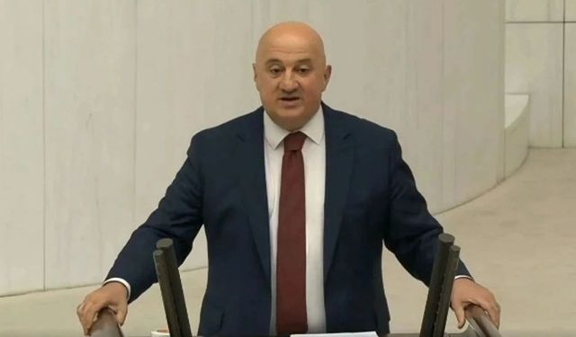 Bayraktutan’dan Sert Tepki: “Anıtkabir’i Koruyamadınız”