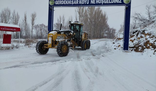 Karadeniz'in yüksek kesimlerinde kar ve soğuk hava etkili oluyor