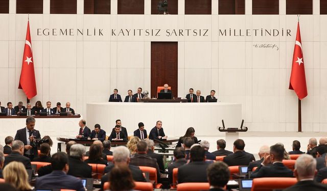 Mecliste yoğun geçen bütçe maratonu sona erdi