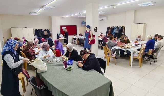 Trabzon Büyükşehir Belediyesi kurslarında 1811 kişi eğitim görüyor