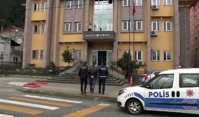 Sarp Sınır Kapısı’nda 193 Yıl Hapis Cezası Bulunan Şahıs Yakalandı