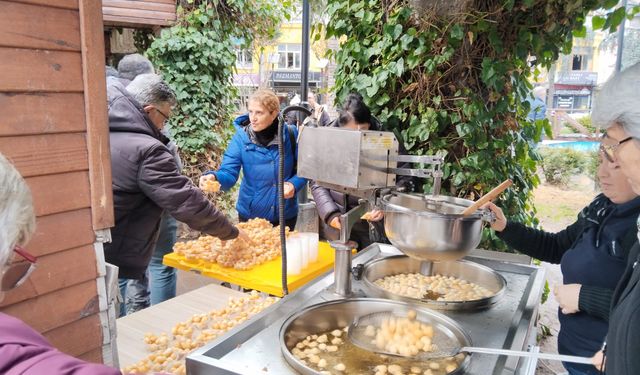 Gülşah Durbay Anısına Lokma Dağıtıldı