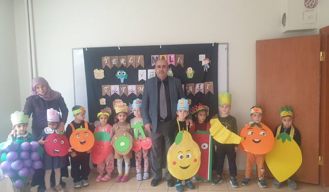 Minik Öğrencilerden Yerli Malı Haftası Etkinliği