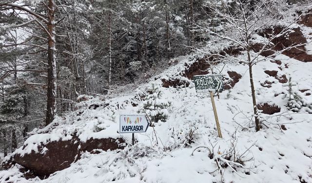 Artvin’de Kar Yağışı Etkisini Artırdı