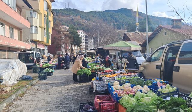 Ardanuç ve Şavşat Pazarlarında Hayat Pahalılığı Tepkisi