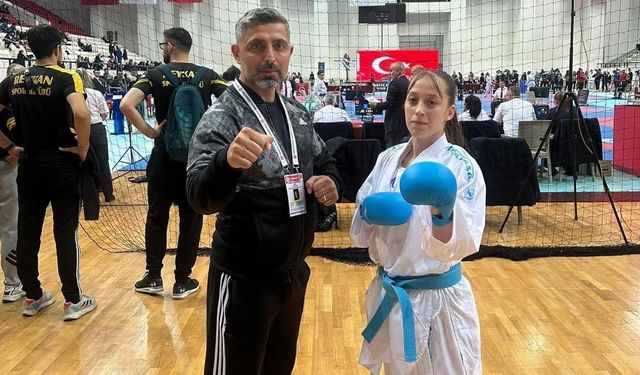 Eslem Asya Çamur Avrupa Yolunda