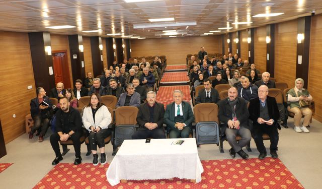 Of'ta okul yöneticilerine 'Sıfır Atık Projesi'ne ilişkin bilgilendirme yapıldı