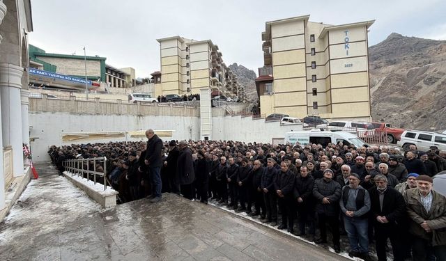 Aynur Özer Son Yolculuğuna Uğurlandı