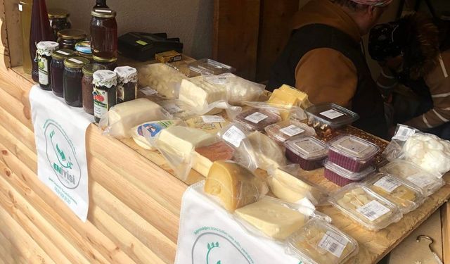 Borçka’nın Doğal Ürünleri Tzanaağne’de