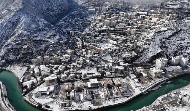 Artvin’de Kuvvetli Kar Alarmı