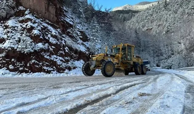 Artvin’de Karla Mücadele Sürüyor