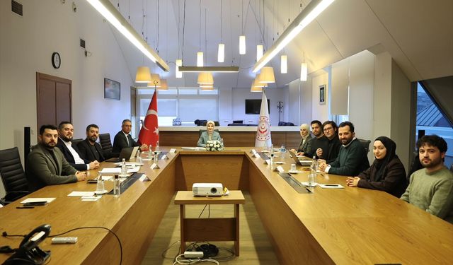 Aile ve Sosyal Hizmetler Bakanı Göktaş, oyun içerik üreticileriyle bir araya geldi: