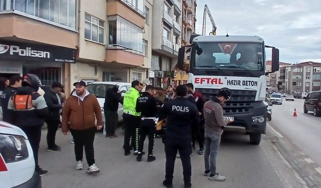 Sinop'ta beton mikserinin çarptığı yaşlı adam ağır yaralandı