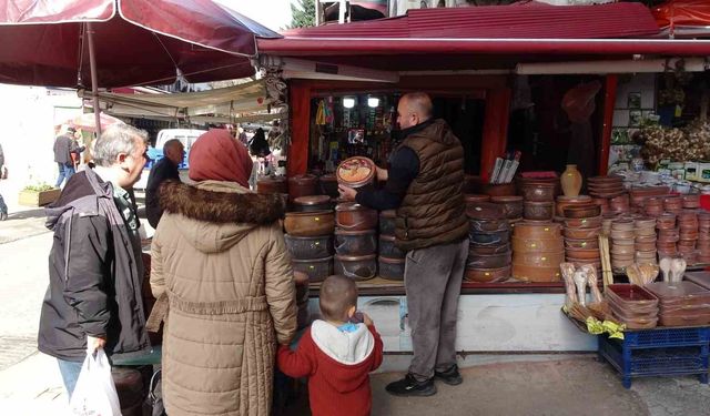 Trabzon'da Ramazan öncesi güveç tezgâhları eski günlerini arıyor
