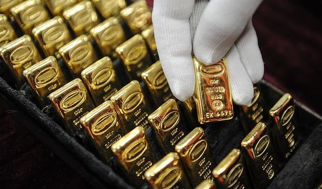 Altının kilogram fiyatı 7 milyon 330 bin liraya yükseldi
