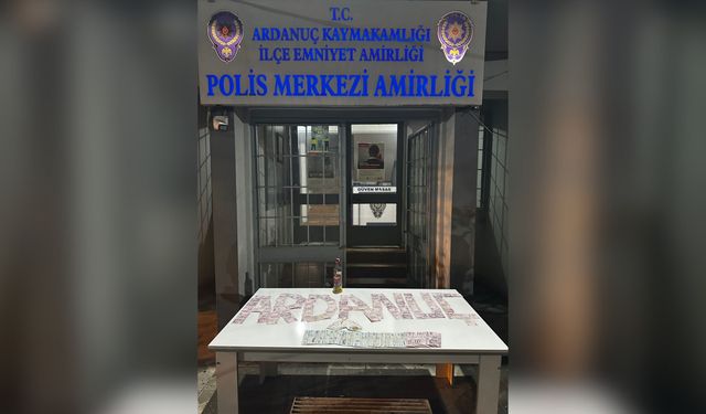 Artvin'de Kıraathaneye Kumar Baskını