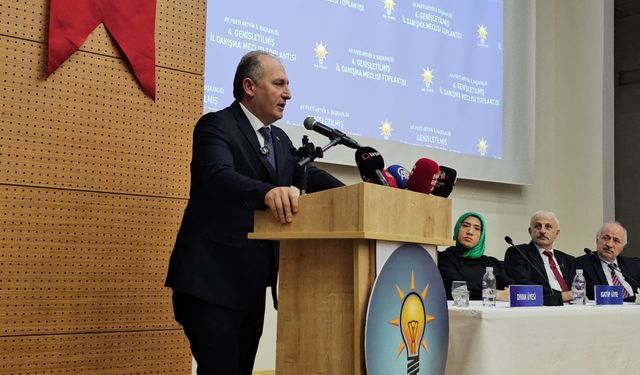 “Biz Siyaset Değil, Hizmet İçin Geldik”