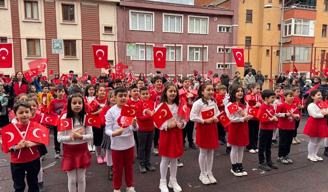 Yarıyıl Tatili Sonrası İlk Ders Zili Çaldı