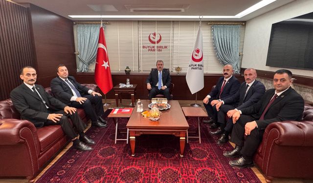 Artvin Heyetinden Mustafa Destici’ye Ziyaret