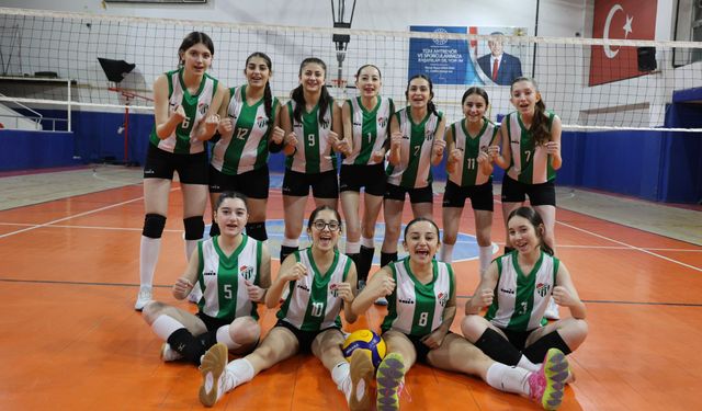 Artvinspor Voleybol Altyapısıyla Parlıyor