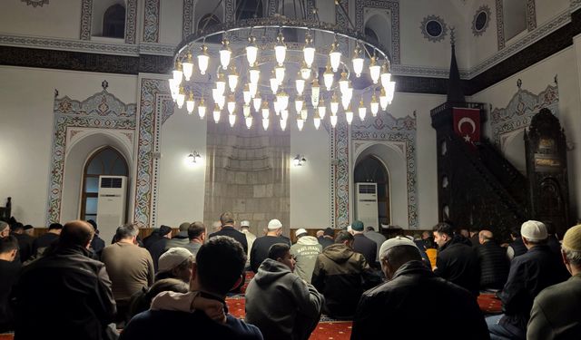 Artvin’de İlk Teravih Namazı Kılındı