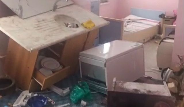 Trabzon'da Yayla Evine Giren Ayı Ortalığı Savaş Alanına Çevirmiş