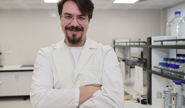 Evlerde içilen sigaranın evcil hayvanlara zararı araştırıldı