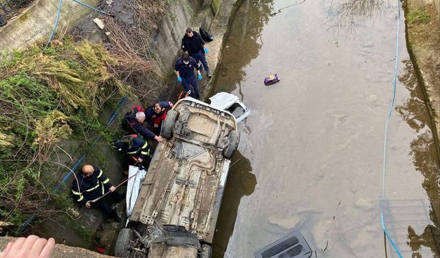 Giresun'da dereye devrilen hafif ticari araçtaki 3 kişi öldü, 2 kişi yaralandı